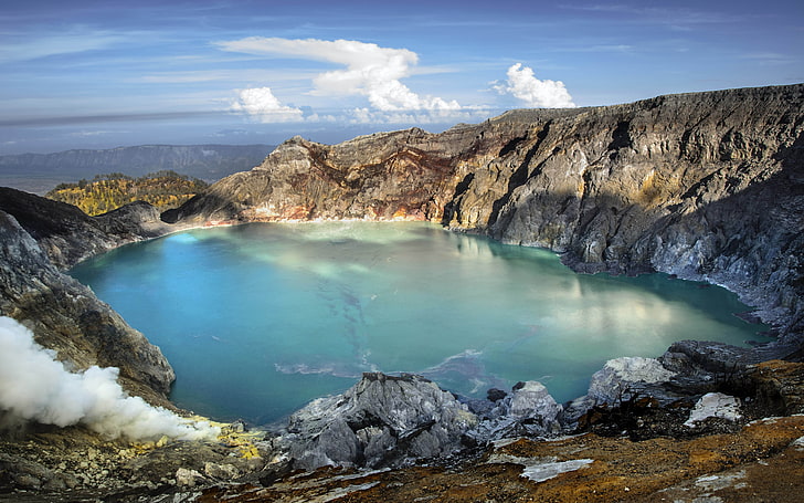 Rekomendasi gunung untuk pendaki pemula - Gunung Ijen