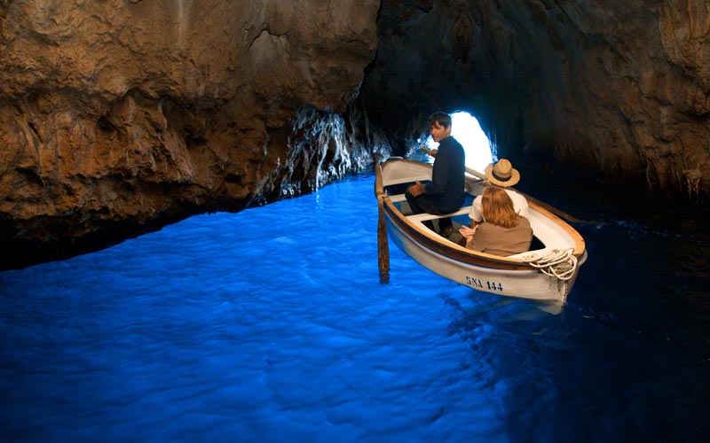 Gua Blue Grotto_Perahu