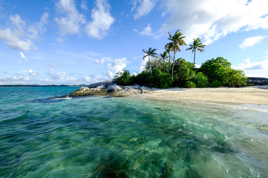 Objek Wisata Belitung_Pantai Tanjung Kelayang