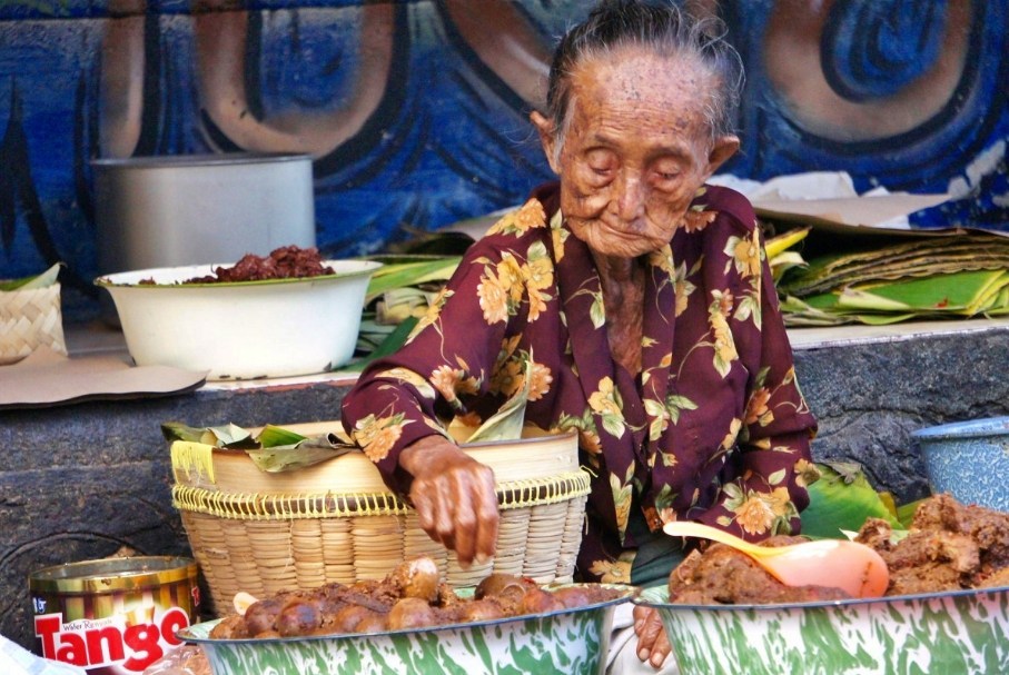 Tempat Sarapan di Jogja_Gudeg Mbah Lindu