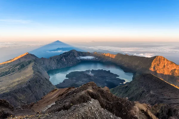 Wisata Gunung Rinjani