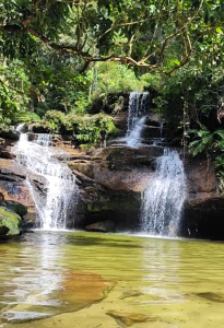 Gambar Air Terjun Putri Kayangan Riau