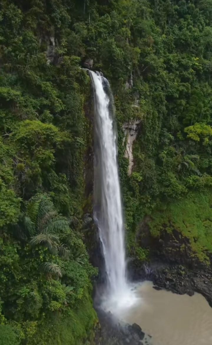 Gambar Air Terjun Besemah Pagar Alam