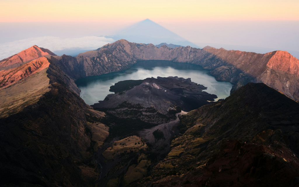 Yuk Lihat Pesona Danau Segara