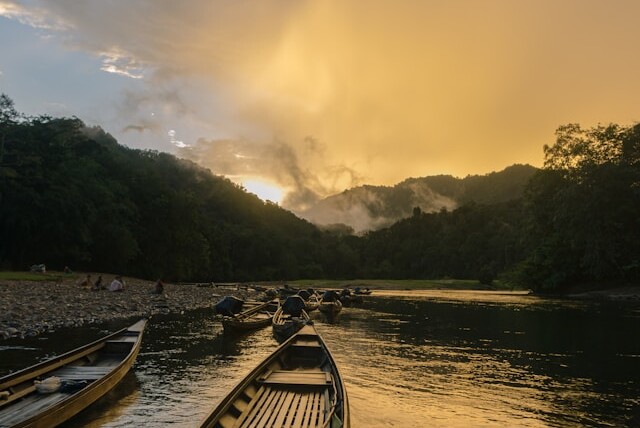 wisata sungai Indonesia