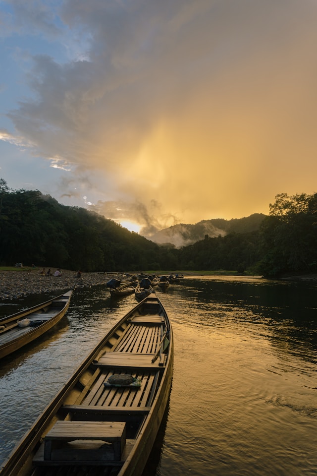 wisata sungai Indonesia