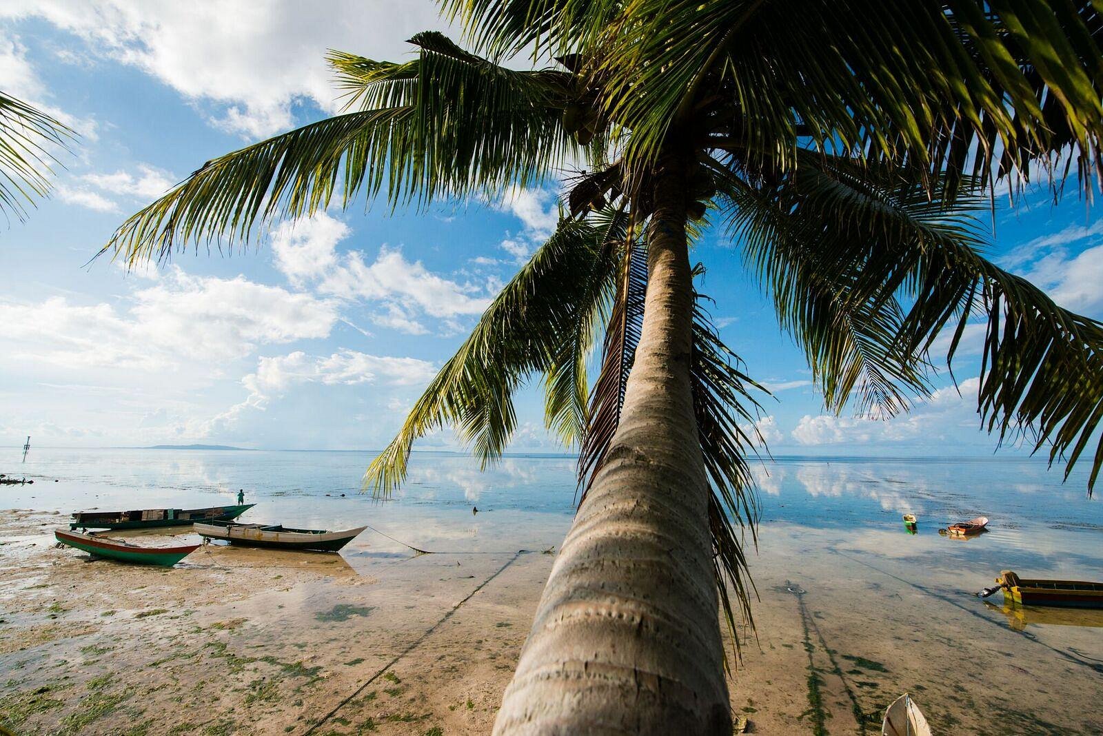 eksplorasi pulau terpencil Indonesia